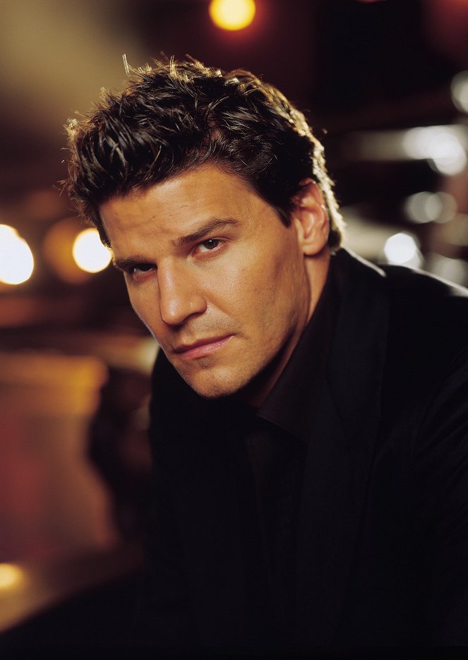 Angel - Season 2 - Promoción - David Boreanaz