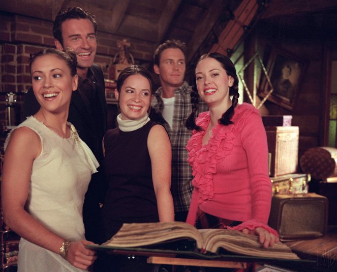 Charmed - A Knight to Remember - Making of - Alyssa Milano, Julian McMahon, Holly Marie Combs, Brian Krause, Rose McGowan