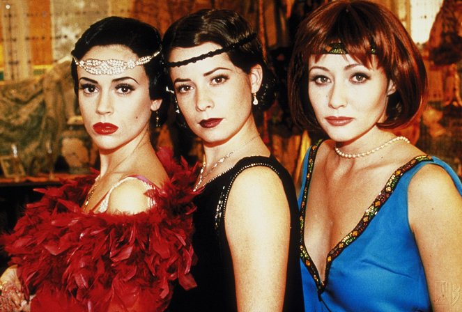 Charmed - Season 2 - Verflucht in alle Ewigkeit - Dreharbeiten - Alyssa Milano, Holly Marie Combs, Shannen Doherty