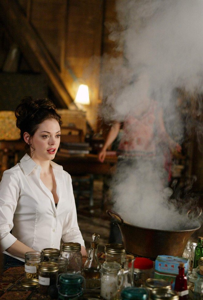 Charmed - Once in a Blue Moon - Photos - Rose McGowan