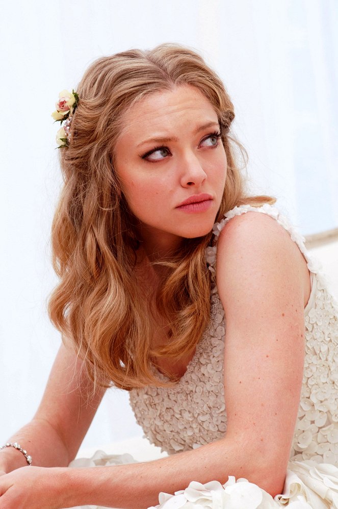 Wielkie wesele - Z filmu - Amanda Seyfried