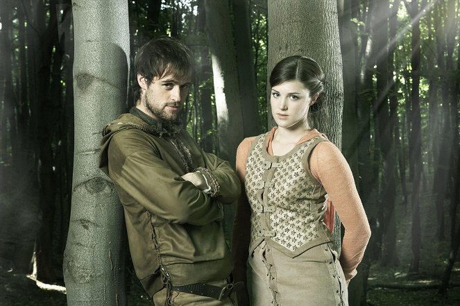 Robin Hood - Werbefoto - Jonas Armstrong, Lucy Griffiths