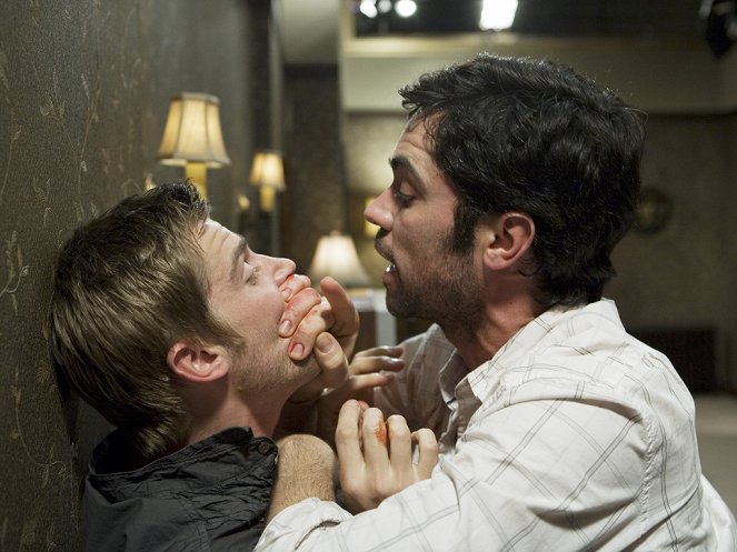Across the Hall - Filmfotos - Mike Vogel, Danny Pino
