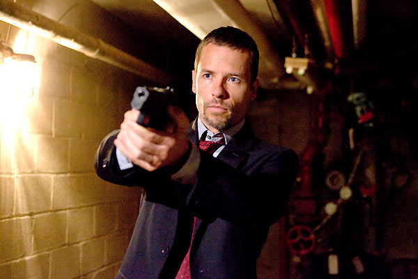 Traitor - Do filme - Guy Pearce