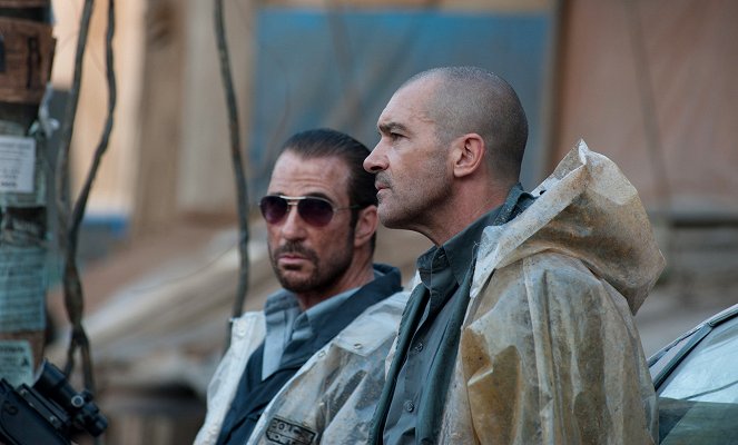 Automata - Dreharbeiten - Dylan McDermott, Antonio Banderas