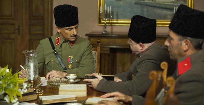 Dersimiz: Atatürk - De la película - Halit Ergenç