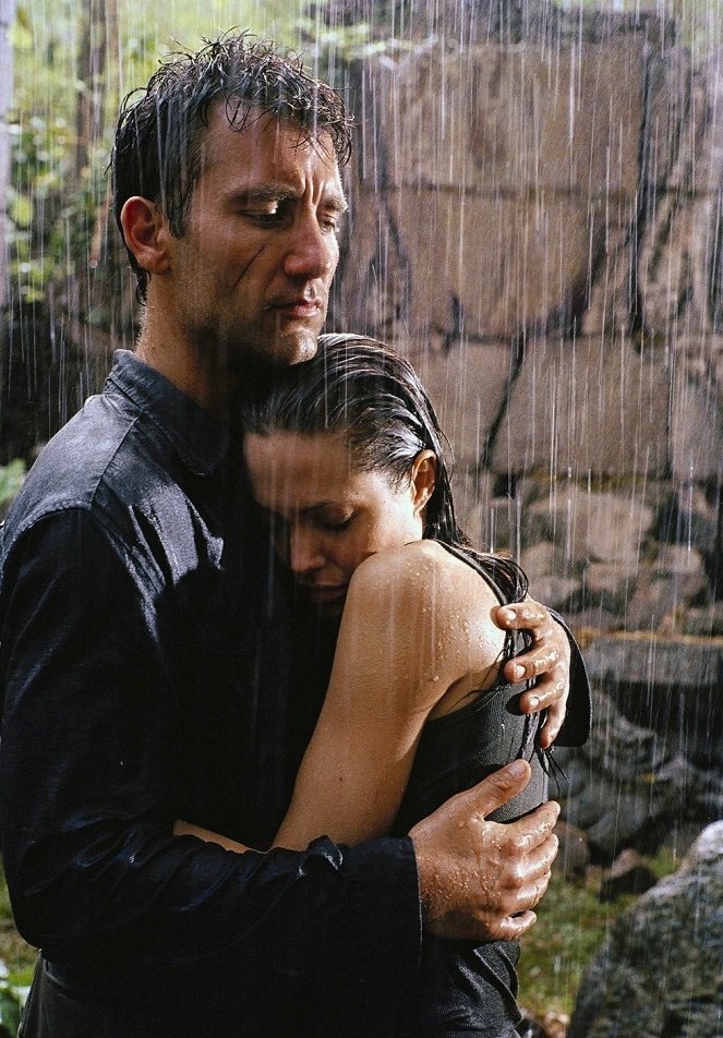 Amar peligrosamente - De la película - Clive Owen, Angelina Jolie