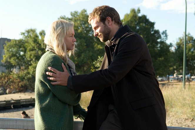 Fall 39 - Filmfotos - Renée Zellweger, Bradley Cooper