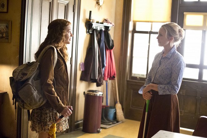 Bates Motel - Season 1 - Nette Stadt, Norma … - Filmfotos - Olivia Cooke, Vera Farmiga