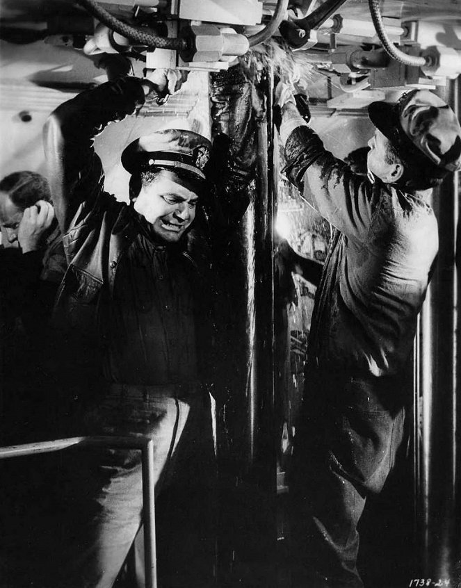 Torpedo Run - Do filme - Ernest Borgnine