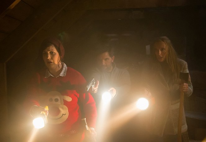 Krampus - Maldita Navidad - De la película - Allison Tolman, Adam Scott, Toni Collette