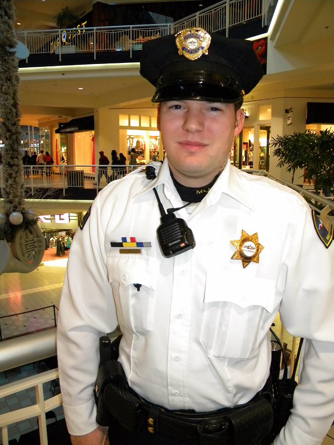 Mall Cops: Mall of America - Van film