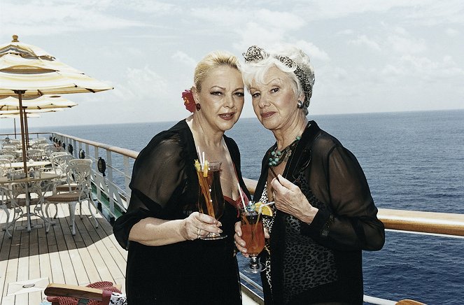 Das Traumschiff - Sri Lanka - Promokuvat - Barbara Schöne, Maria Sebaldt