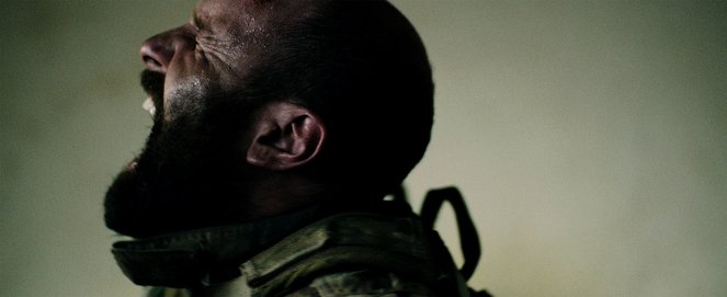 Monsters: Dark Continent - Photos