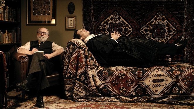 Der Vampir auf der Couch - Filmfotos - Karl Fischer, Tobias Moretti