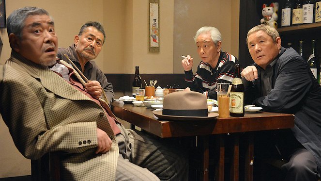 Sedm statečných seniorů - Z filmu - Tacuja Fudži, Takeši Kitano