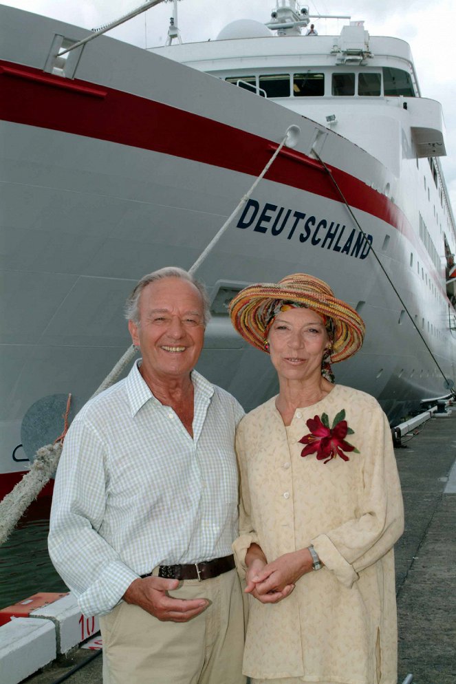 Das Traumschiff - Samoa - Werbefoto - Horst Naumann, Evelyn Hamann