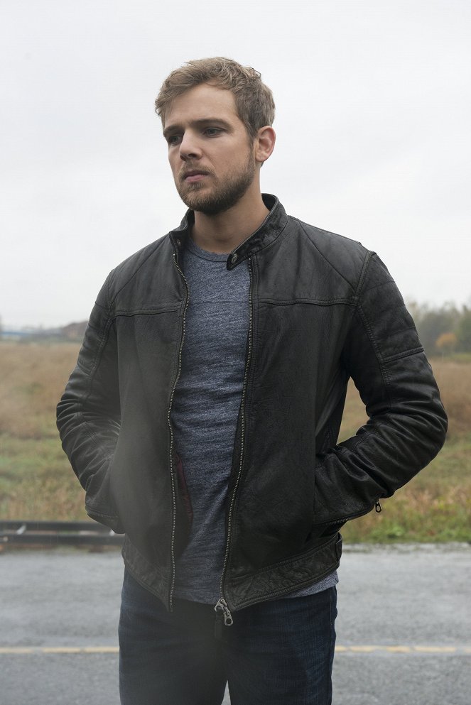 Bates Motel - A Death in the Family - Van film - Max Thieriot