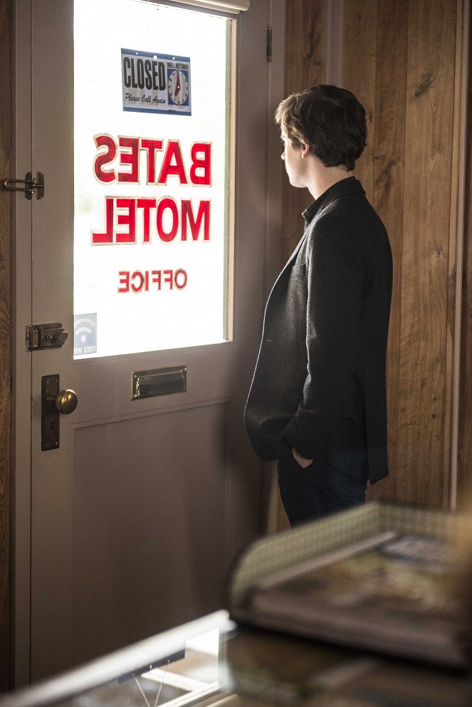 Bates Motel - Psycho a kezdetektől - Season 3 - Az Arcanum klub - Filmfotók - Freddie Highmore