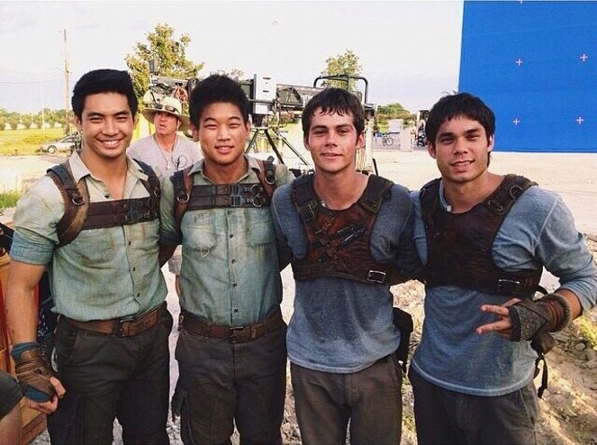 Labyrint: Útek - Z nakrúcania - Ki-hong Lee, Dylan O'Brien