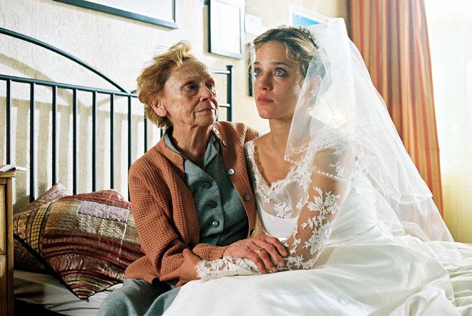 Útek pred svadbou - Z filmu - Ruth Glöss, Muriel Baumeister