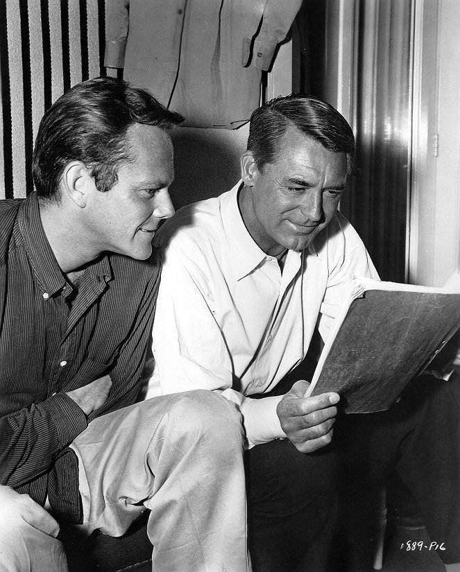 Fehérnemű hadművelet - Forgatási fotók - Dick Sargent, Cary Grant