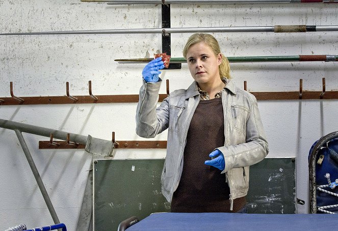 Morden im Norden - Season 1 - Mann am Spieß - Photos - Marie-Luise Schramm