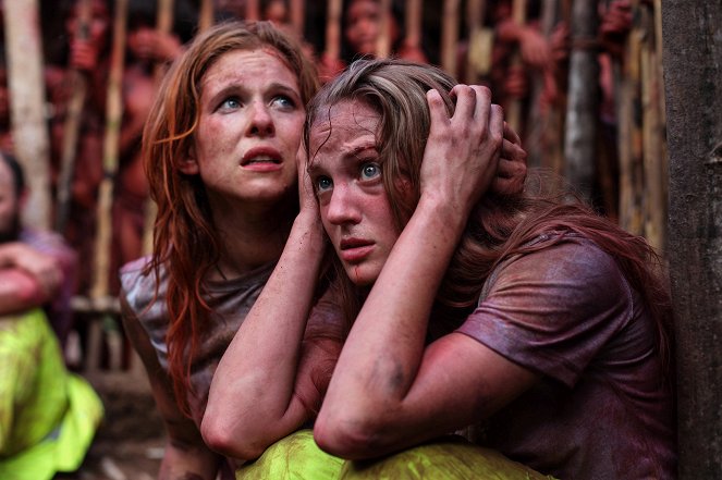 The Green Inferno - Filmfotók - Magda Apanowicz, Kirby Bliss Blanton