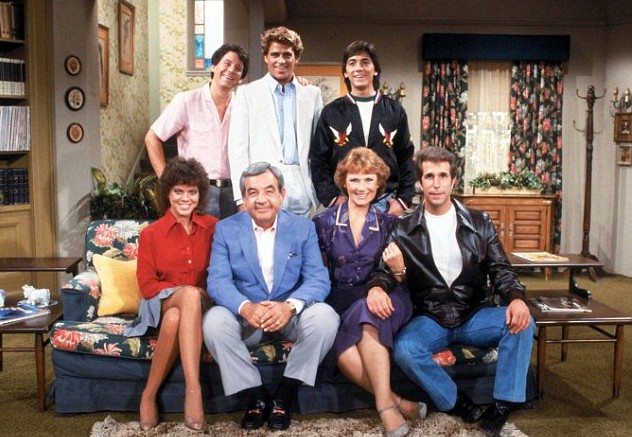 Happy Days - Les jours heureux - Tournage - Erin Moran, Anson Williams, Tom Bosley, Ted McGinley, Marion Ross, Scott Baio, Henry Winkler