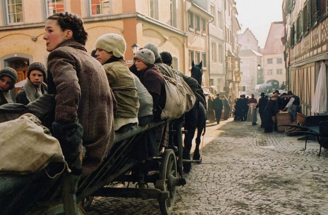 Schwabenkinder - Filmfotók - Eva Marie Fleissner