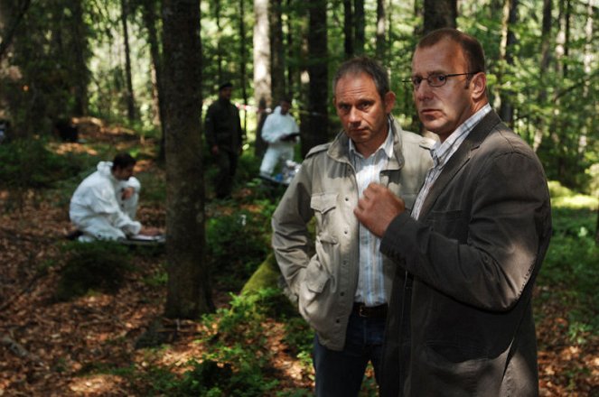 Die Toten vom Schwarzwald - Do filme - Michael Lott, Heino Ferch
