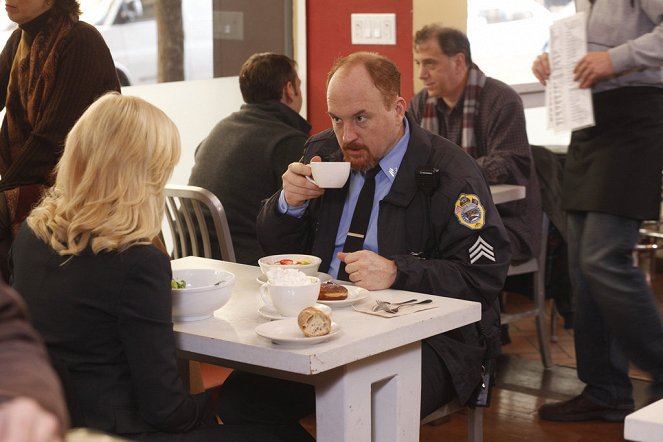 Parks and Recreation - Christmas Scandal - Photos - Louis C.K.