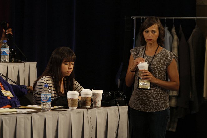 Parks and Recreation - Season 2 - Telethon - Photos - Aubrey Plaza, Rashida Jones