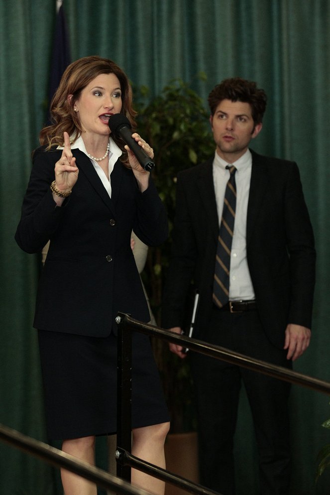 Parks and Recreation - Campaign Shake-Up - Van film - Kathryn Hahn, Adam Scott