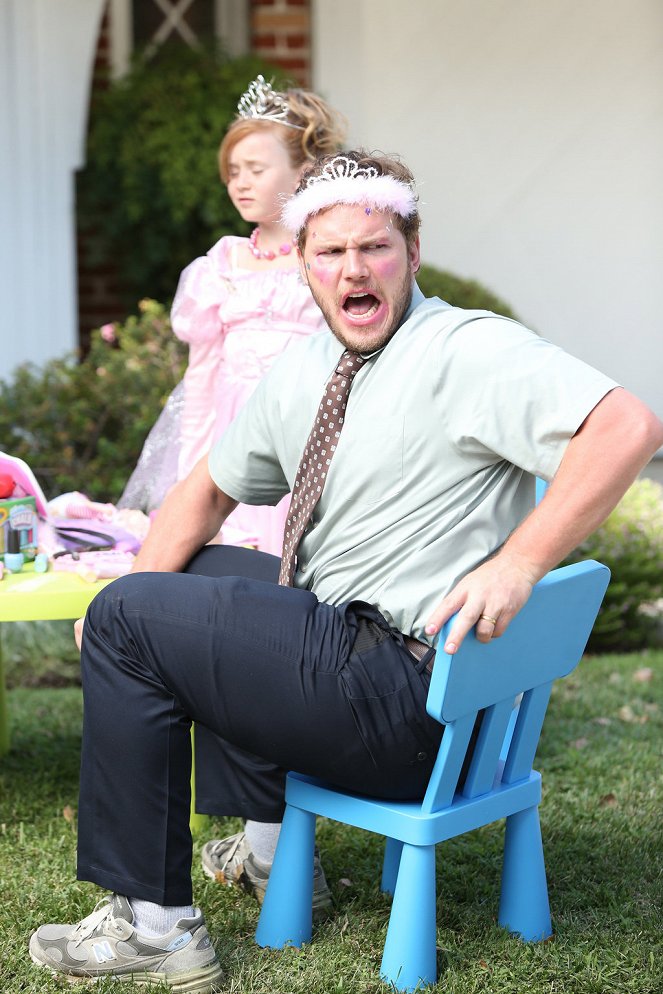 Parks and Recreation - How a Bill Becomes a Law - Photos - Chris Pratt