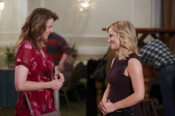 Parks and Recreation - Ron and Diane - De la película - Lucy Lawless, Amy Poehler