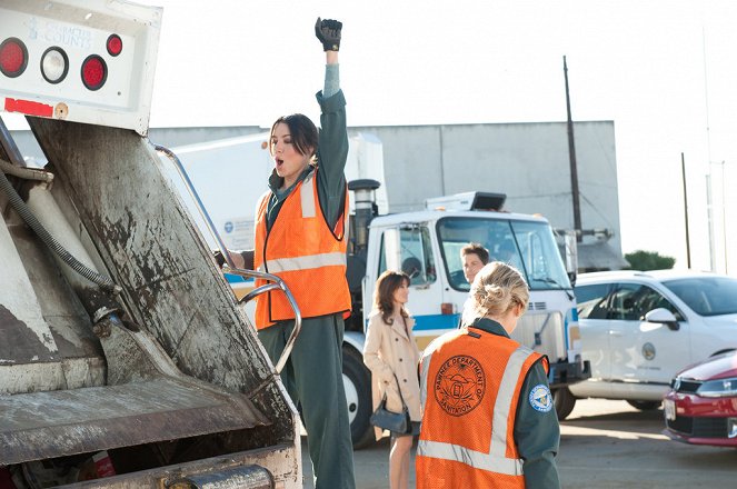 Parks and Recreation - Season 5 - Women in Garbage - Van film - Aubrey Plaza