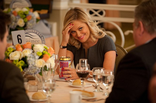 Parks and Recreation - Correspondents' Lunch - Making of - Amy Poehler