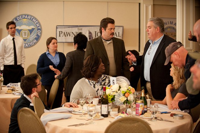Parks and Recreation - Season 5 - Correspondents' Lunch - Making of - Retta, Nick Offerman, Jim O’Heir