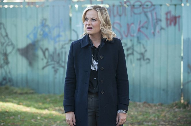 Parks and Recreation - The Wall - Photos - Amy Poehler