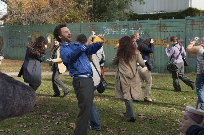 Parks and Recreation - The Wall - Van film - Jon Glaser