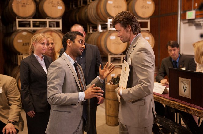 Parks and Recreation - Flu Season 2 - Photos - Aziz Ansari