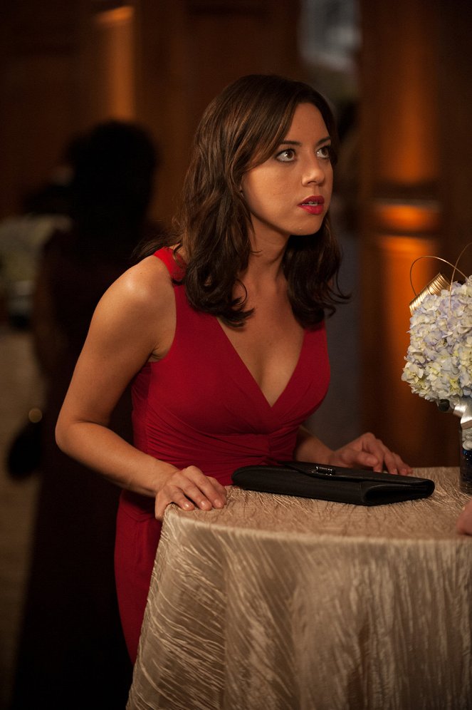 Parks and Recreation - 2017 - Photos - Aubrey Plaza