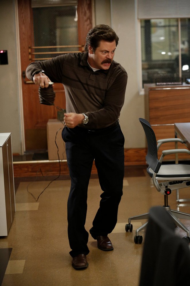 Parks and Recreation - Season 7 - Leslie and Ron - Photos - Nick Offerman