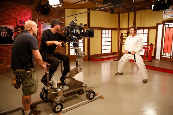 Parks and Recreation - The Johnny Karate Super Awesome Musical Explosion Show - Making of - Chris Pratt