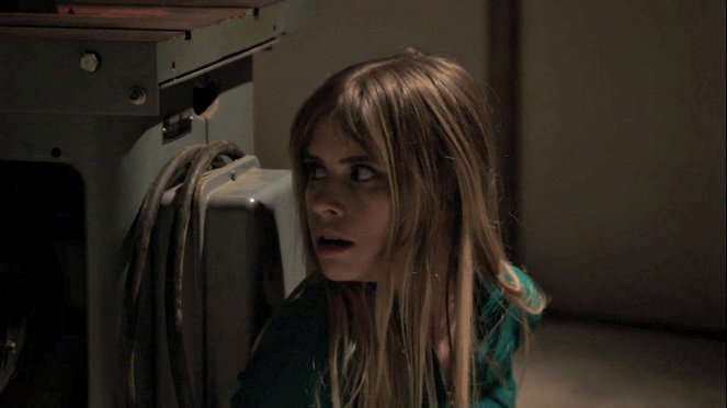 Sikoly - Filmfotók - Carlson Young