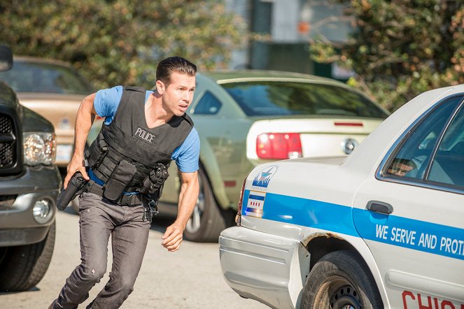 Chicago Police Department - Season 3 - Hanté par le passé - Film - Jon Seda