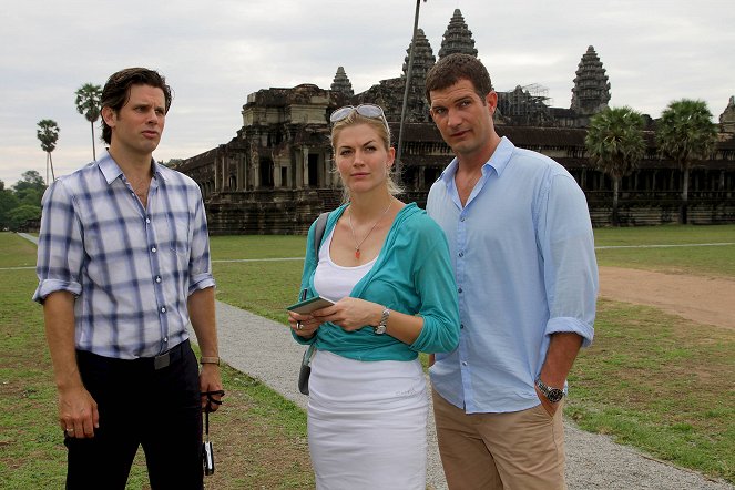 Das Traumschiff - Kambodscha - Film - Steffen Groth, Nina Bott, Simon Böer