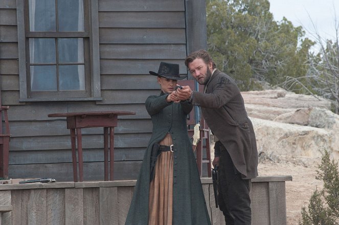 Jane Got A Gun - Filmfotos - Natalie Portman, Joel Edgerton