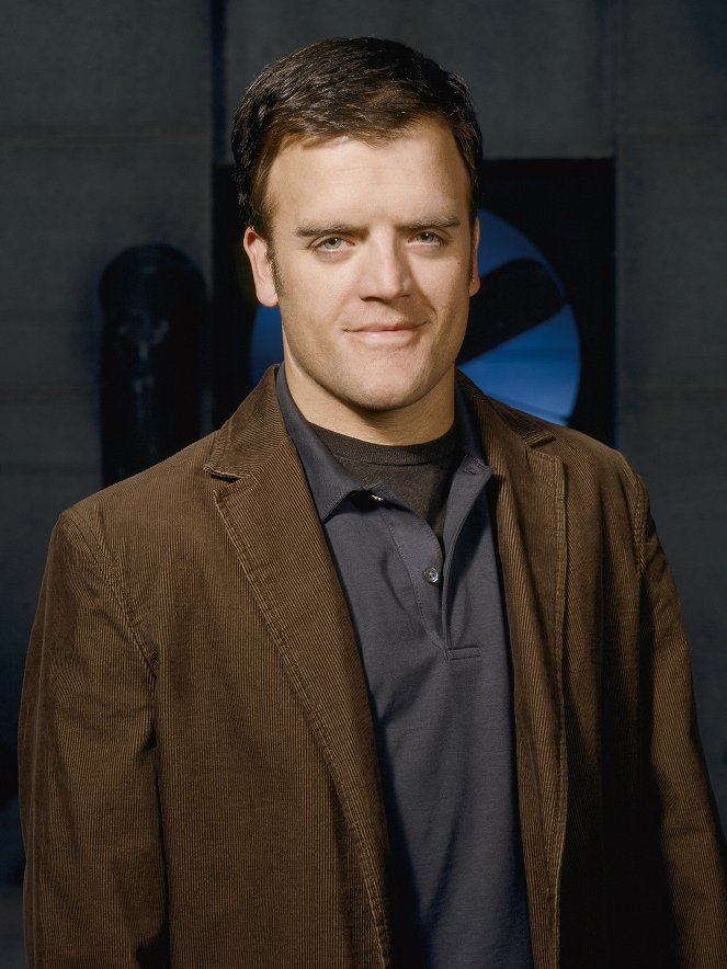 Alias - Promokuvat - Kevin Weisman